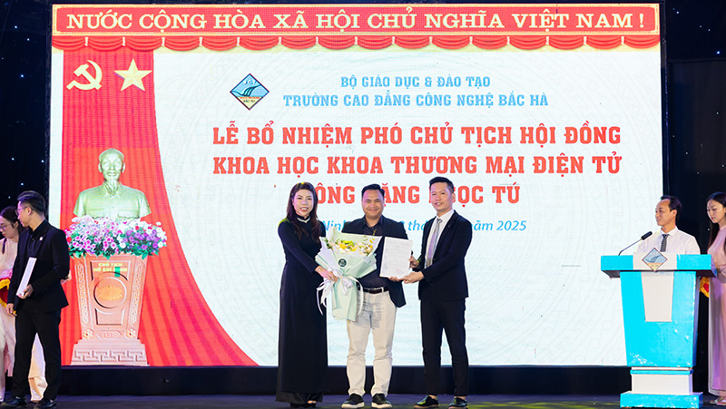TRƯỜNG CAO ĐẲNG CÔNG NGHỆ BẮC HÀ