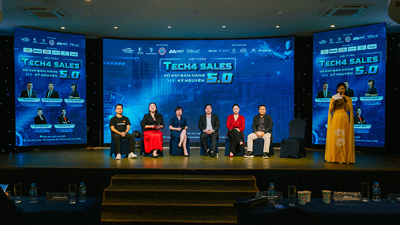Hội Thảo Tech4 Sales Vũ Khí Bán Hàng Kỷ Nguyên 5.0